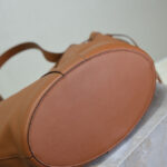 Saint Laurent Y Large Hobo In Leather 833160